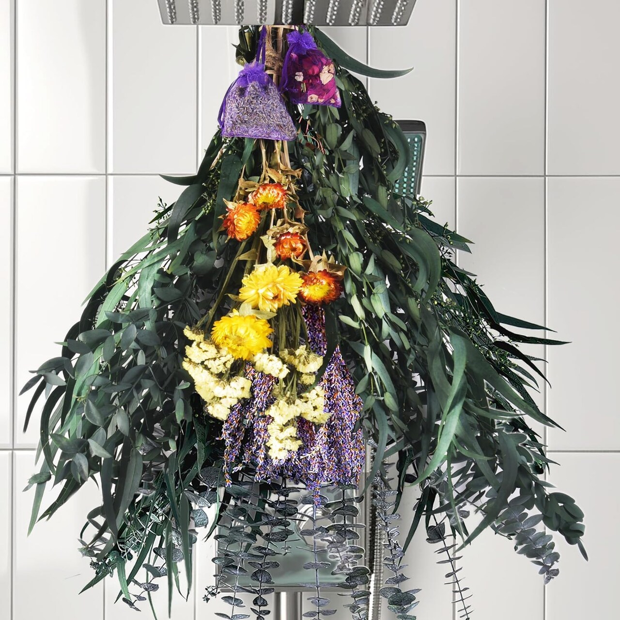 125 PCS Dried Eucalyptus Stems with Lavender Flowers Bundle for Shower,Natural Preserved Eucalyptus Leaves with Chrysanthemum flower Sachet Bundles for Home Wedding Fragrance Bathroom Table Vase Decor